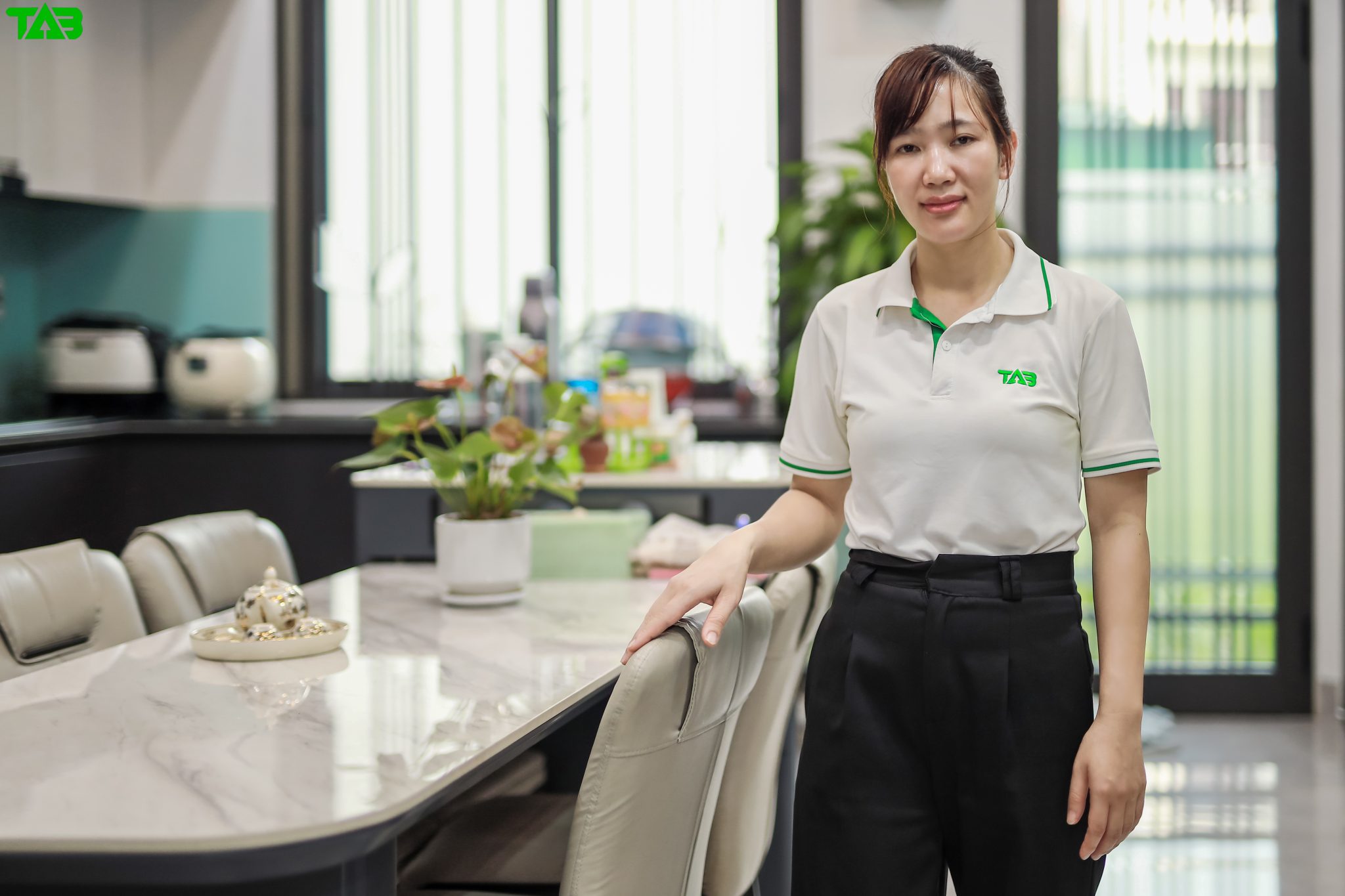 PHUC8723 copy